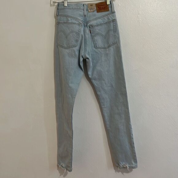 Levi’s 501 Skinny High Rise Light Wash Button Fly Front Jeans Size 26 X 30 - Picture 5 of 12